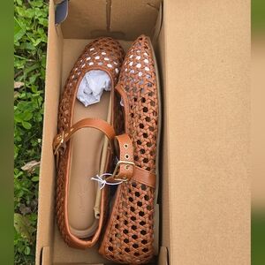 Universal Thread Tan Woven Loafers